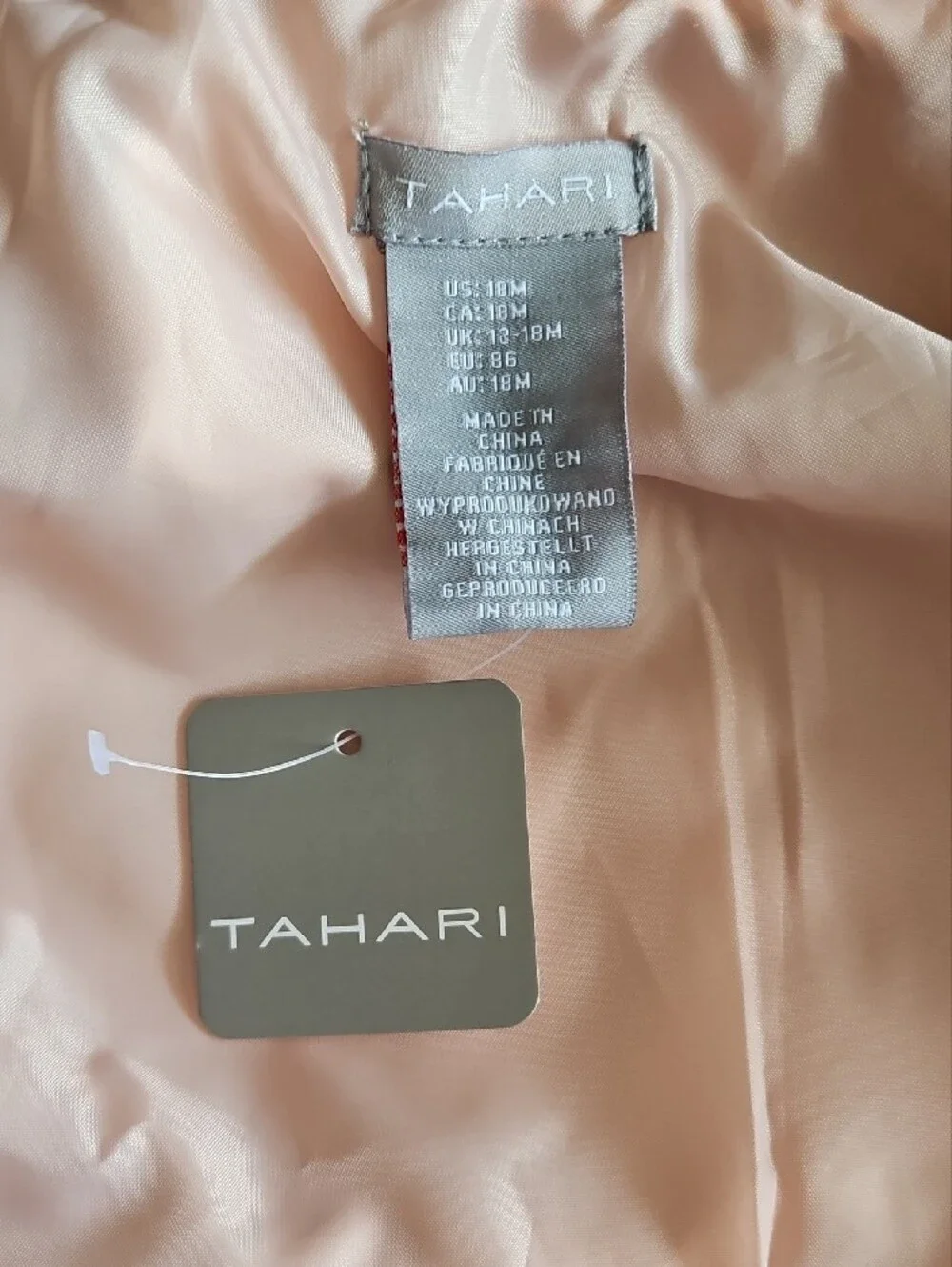 Tahari stylish peach